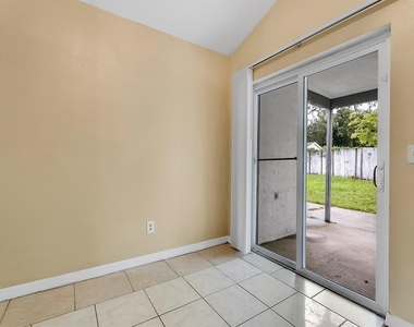 10425 Riva Ridge Trail - Photo Thumbnail 7