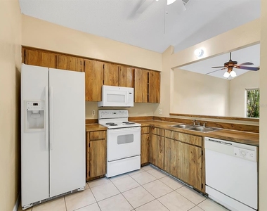 10425 Riva Ridge Trail - Photo Thumbnail 6