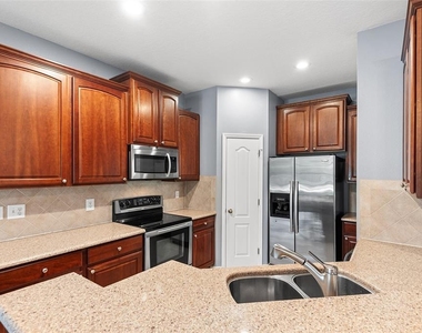 6745 Breezy Palm Drive - Photo Thumbnail 2