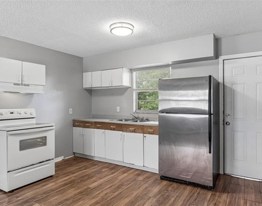 601 State Avenue - Photo Thumbnail 10