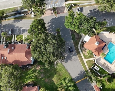4702 Sutton Terrace - Photo Thumbnail 32
