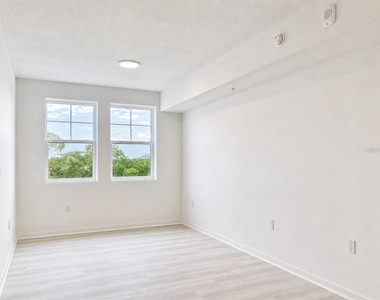 5563 Millenia Park Boulevard - Photo Thumbnail 11