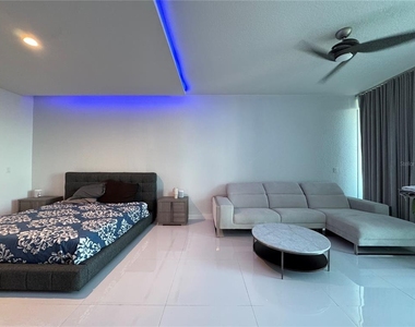 150 E Robinson Street - Photo Thumbnail 32