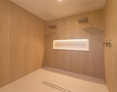 2721 Ingeborg Court - Photo Thumbnail 28