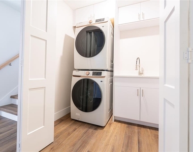 2721 Ingeborg Court - Photo Thumbnail 39