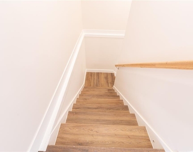 2721 Ingeborg Court - Photo Thumbnail 22