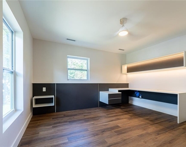 2721 Ingeborg Court - Photo Thumbnail 34