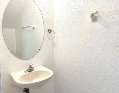 8321 Greenbank Boulevard - Photo Thumbnail 22