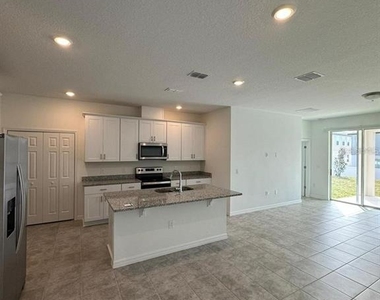 2297 Treasure Hill Street - Photo Thumbnail 8