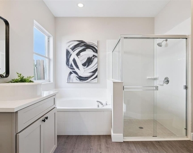 1209 Cathcart Circle - Photo Thumbnail 31