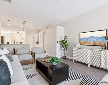 1209 Cathcart Circle - Photo Thumbnail 3
