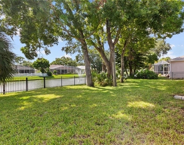 410 Central Mariners Drive - Photo Thumbnail 5