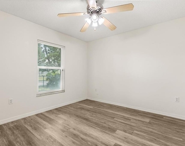 410 Central Mariners Drive - Photo Thumbnail 26