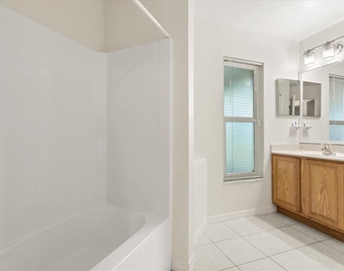 410 Central Mariners Drive - Photo Thumbnail 28