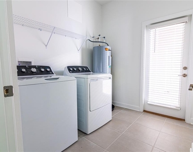 11763 Boldface Drive - Photo Thumbnail 10