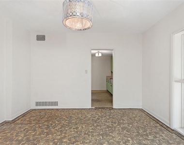 437 Richmond Street - Photo Thumbnail 8