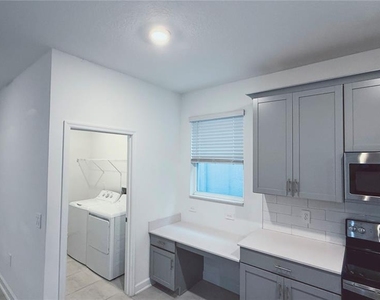 11830 Language Way - Photo Thumbnail 25