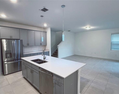 11830 Language Way - Photo Thumbnail 9