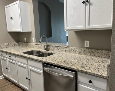 6434 Cava Alta Drive - Photo Thumbnail 17