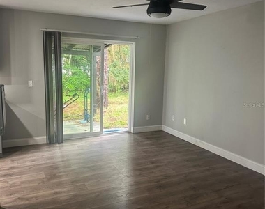 2643 Balkan Street S - Photo Thumbnail 4