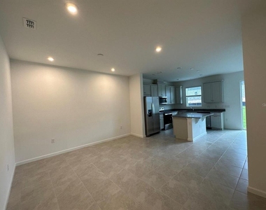 1166 Seaside Mist Trail - Photo Thumbnail 7