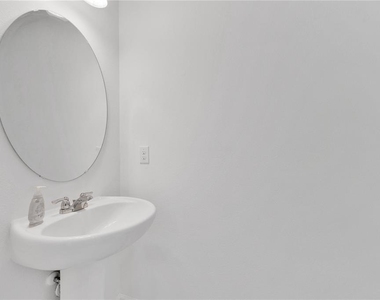5913 Piney Shrub Place - Photo Thumbnail 20