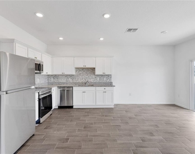5913 Piney Shrub Place - Photo Thumbnail 7