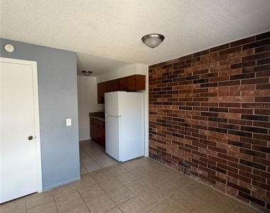 223 Orange Street - Photo Thumbnail 4