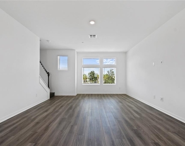 13140 Bovet Avenue - Photo Thumbnail 8