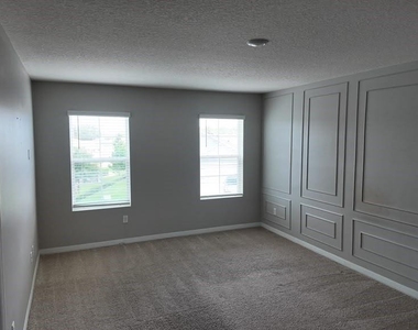 11237 Amber Ridge Drive - Photo Thumbnail 16