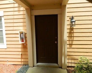 672 Roaring Drive - Photo Thumbnail 3