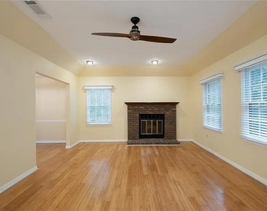 5211 Sw 86th Terrace - Photo Thumbnail 4