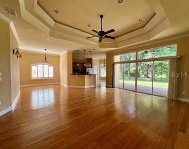 8913 Sw 74th Avenue - Photo Thumbnail 6