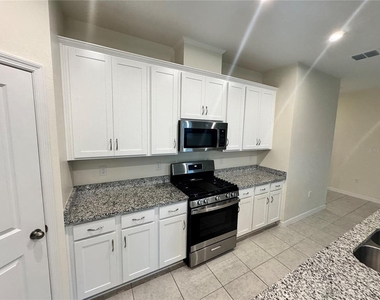 34100 Chipping Sparrow Drive - Photo Thumbnail 5