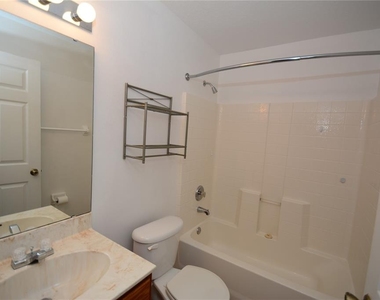 37 Eton Lane - Photo Thumbnail 20