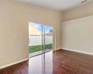 2917 Wilshire Road - Photo Thumbnail 11