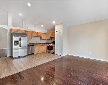 2917 Wilshire Road - Photo Thumbnail 7