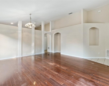 2917 Wilshire Road - Photo Thumbnail 23