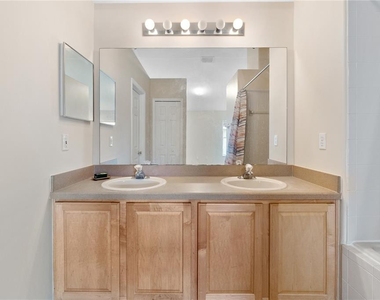 2917 Wilshire Road - Photo Thumbnail 28