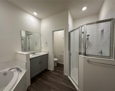 3272 Arch Avenue - Photo Thumbnail 28