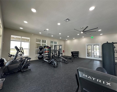 3272 Arch Avenue - Photo Thumbnail 52