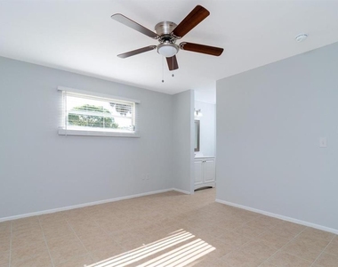 533 E Charlotte Avenue - Photo Thumbnail 7