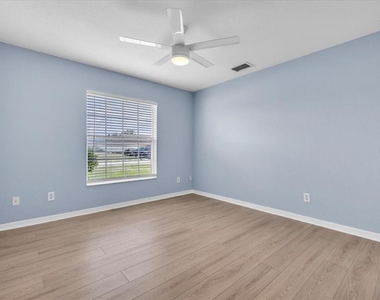1708 Blue Lake Circle - Photo Thumbnail 28