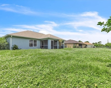 1708 Blue Lake Circle - Photo Thumbnail 41