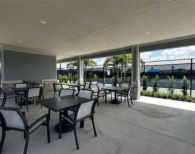 28521 Sweet Meadow Drive - Photo Thumbnail 32