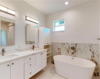 17007 Ginger Lane - Photo Thumbnail 11