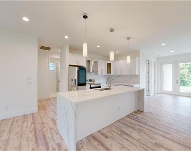 17007 Ginger Lane - Photo Thumbnail 3
