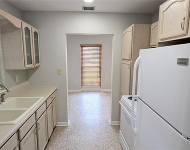 22003 Catherine Avenue - Photo Thumbnail 13
