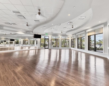 17724 Gawthrop Drive - Photo Thumbnail 40