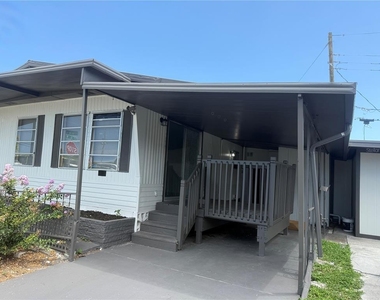 1117 49th Ave Terrace W - Photo Thumbnail 1